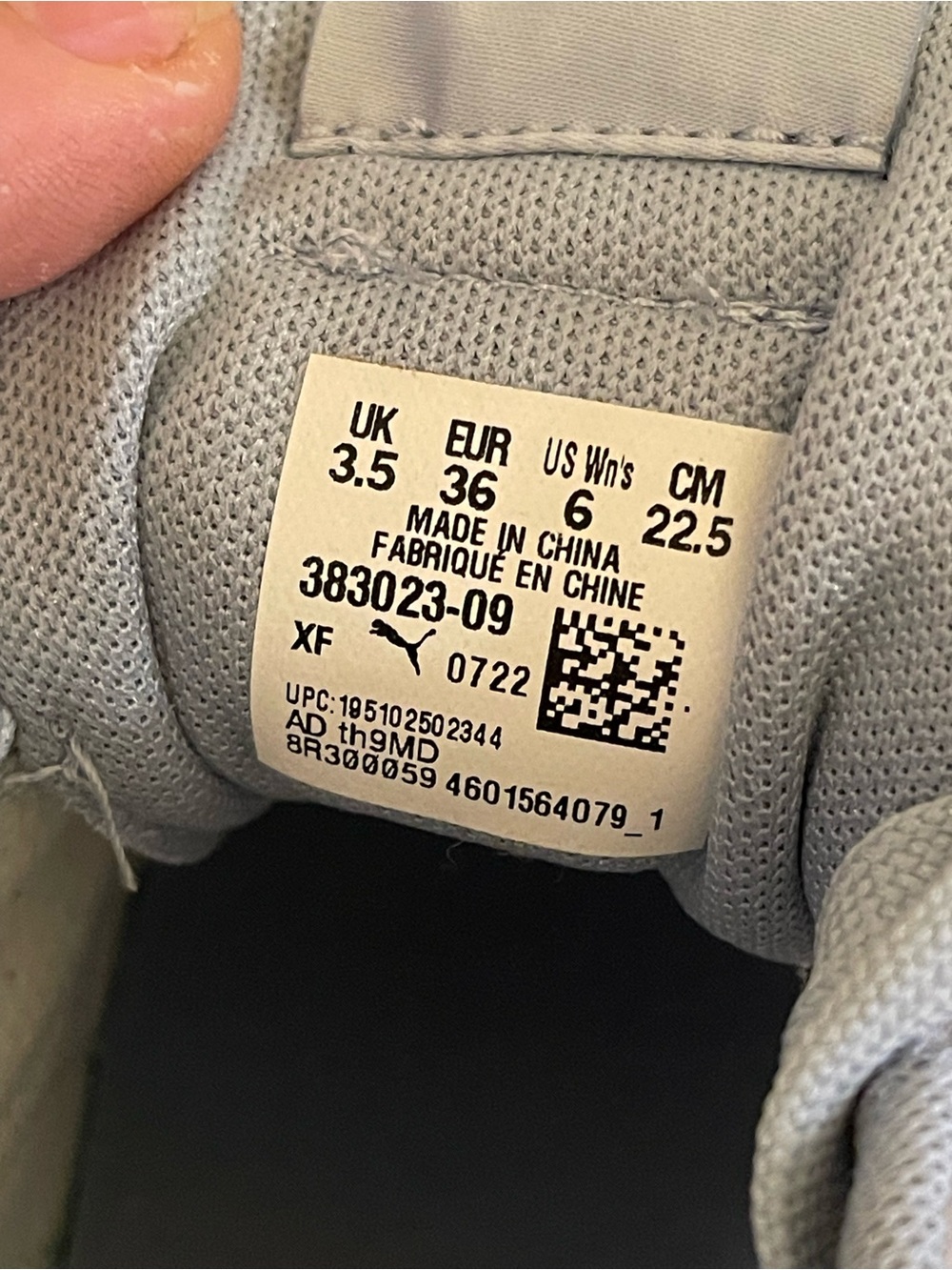 Puma Light Gray & White Soft-Foam Casual Sneakers - Picture 7 of 7
